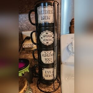 Stacking Halloween Mugs with Metal Holder